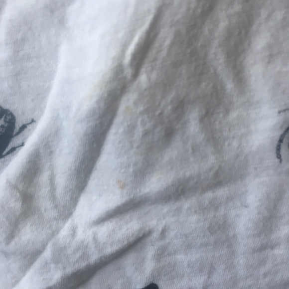 ASO Aria Montgomery Sonny bugs all over tee - Picture 3 of 8